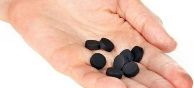 От чего помогает активированный уголь и для чего его пьют