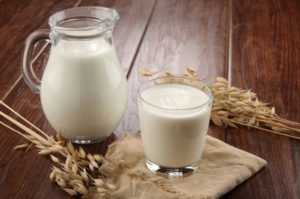 Молоко при сахарном диабете 2 типа, можно ли его пить (козье, коровье)