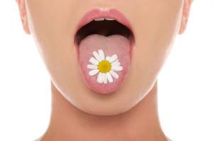 Белый налет на языке у взрослых: причины, симптомы, лечение заболеваний