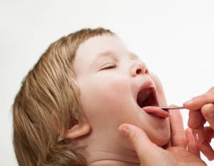 Запах ацетона изо рта у ребенка: причины, лечение, что делать если у ребенка изо рта пахнет ацетоном