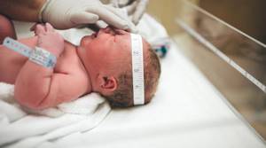 Роднички у новорожденных: когда зарастает темечко, нормы закрытия