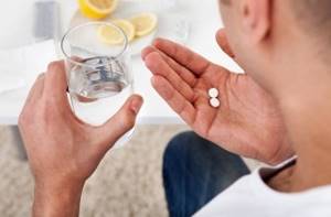 Антибиотики при гнойной ангине у взрослых: какие принимать, лечение Клацидом, нужно ли пить Амоксиклав или Флемоксин Солютаб, какой лучше