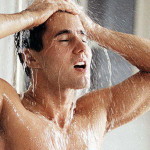 Можно ли принимать ванну при температуре: почему нельзя купаться в горячей воде, при каком показателе градусника разрешается взрослым